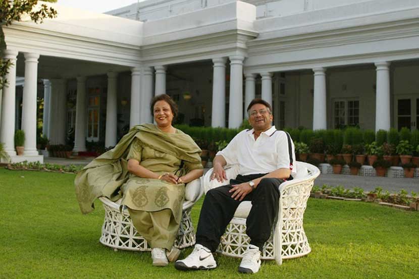 বিচারপতির প্রশ্ন, চাকরির সব টাকায়ও কী কেনা যায় এই বাড়ি? বিচারপতির প্রশ্ন, চাকরির সব টাকায়ও কী কেনা যায় এই বাড়ি?