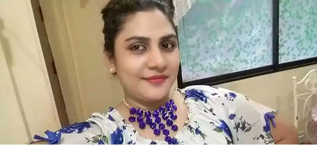 ফেসবুকে হিন্দু ছেলের সঙ্গে পরকীয়া, পরে সুন্দরীর কাণ্ড ফেসবুকে হিন্দু ছেলের সঙ্গে পরকীয়া, পরে সুন্দরীর কাণ্ড