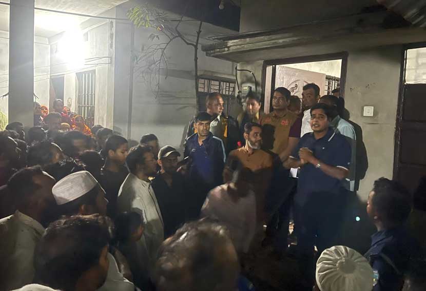 নোয়াখালীতে ঘরে ঢুকে নারীকে কুপিয়ে হত্যা