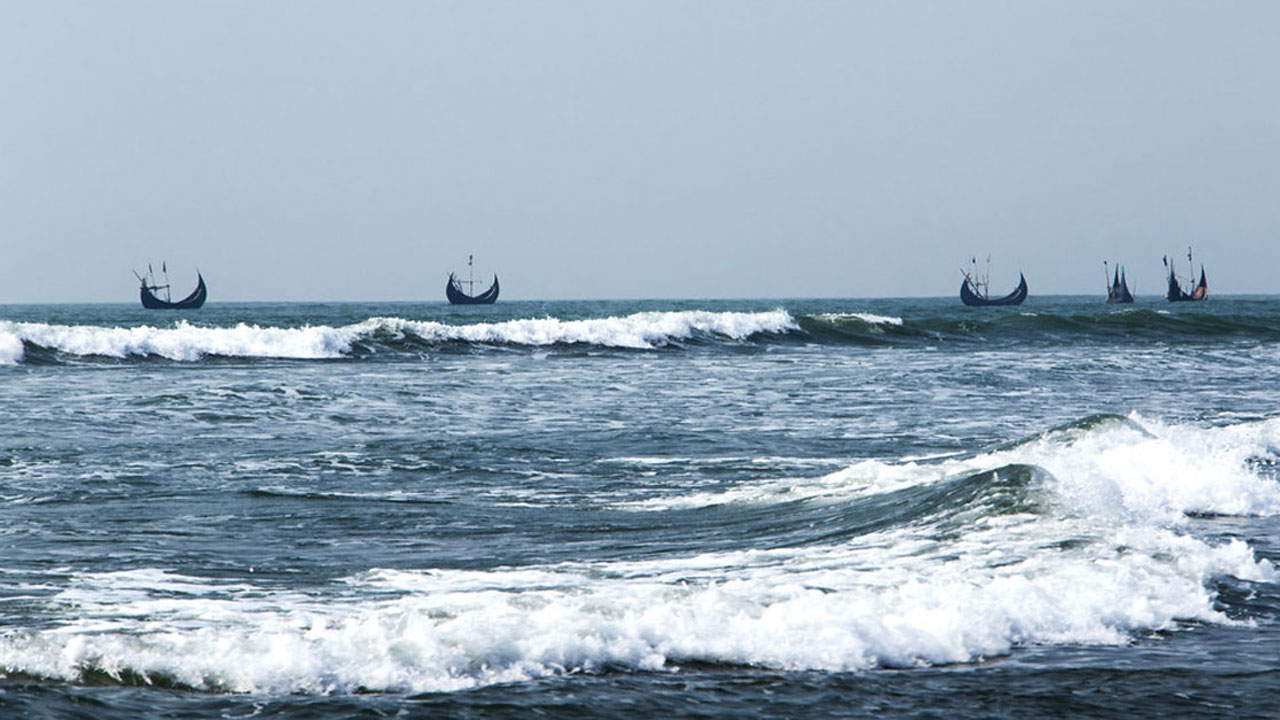 সুস্পষ্ট লঘুচাপটি কিছুটা অগ্রসর