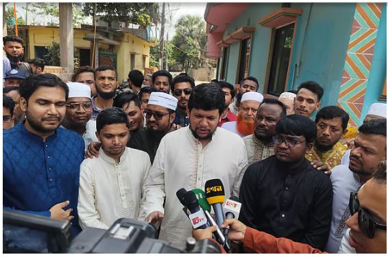 বাংলাদেশে উগ্রপন্থার ঠাঁই নেই: তথ্য উপদেষ্টা