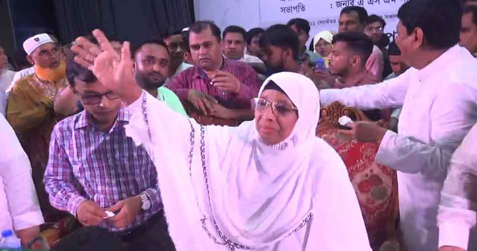 গাজীপুর সিটির দায়িত্ব নিলেন মেয়র জায়েদা খাতুন