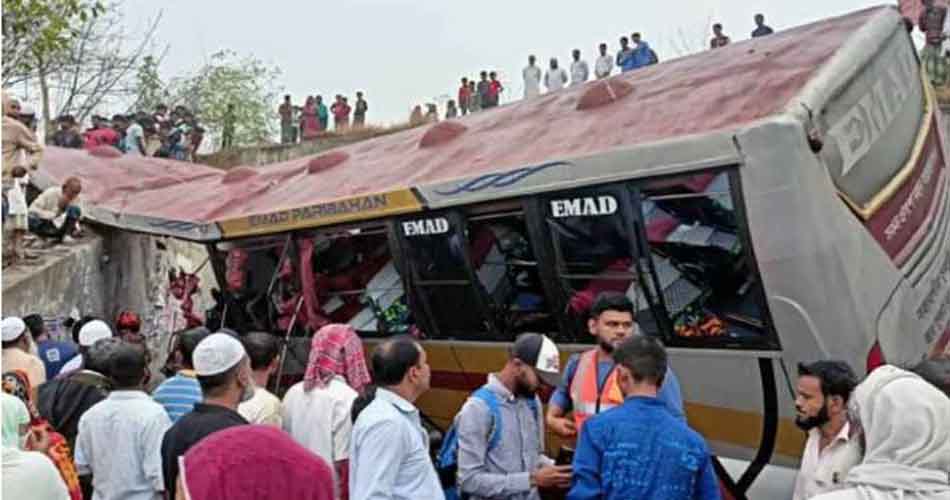 মাদারীপুরে সড়ক দুর্ঘটনায় নিহত বেড়ে ২০