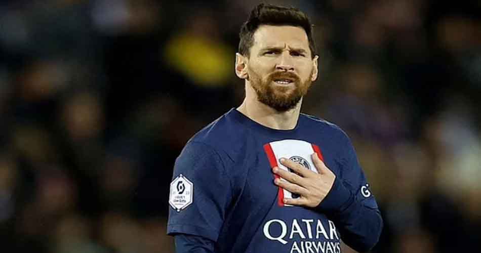 মেসির বিদায়ে ১০ লাখ ফলোয়ার কমল পিএসজির