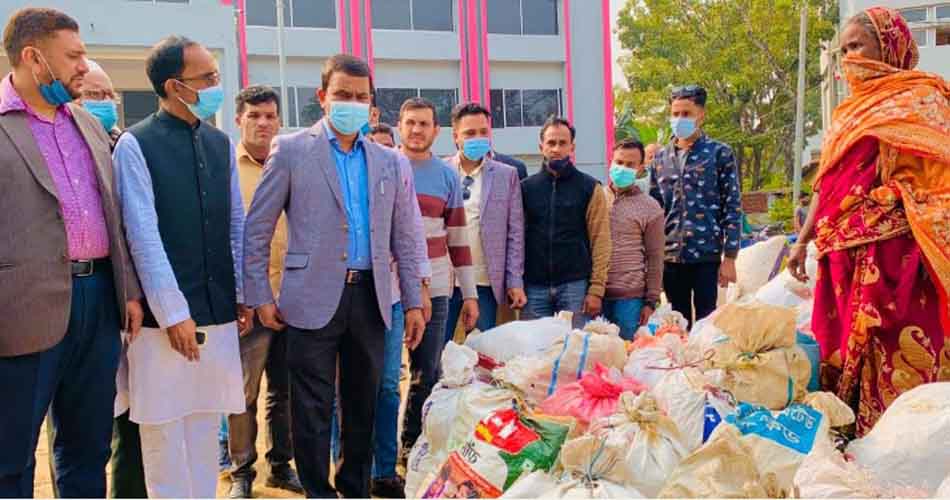 রাউজানে প্লাস্টিক বর্জ্য বেচাকেনার হাট রাউজানে প্লাস্টিক বর্জ্য বেচাকেনার হাট