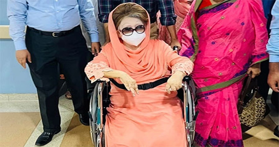 শ্বাসকষ্ট অনুভব করায় খালেদা জিয়াকে ফের সিসিইউতে স্থানান্তর