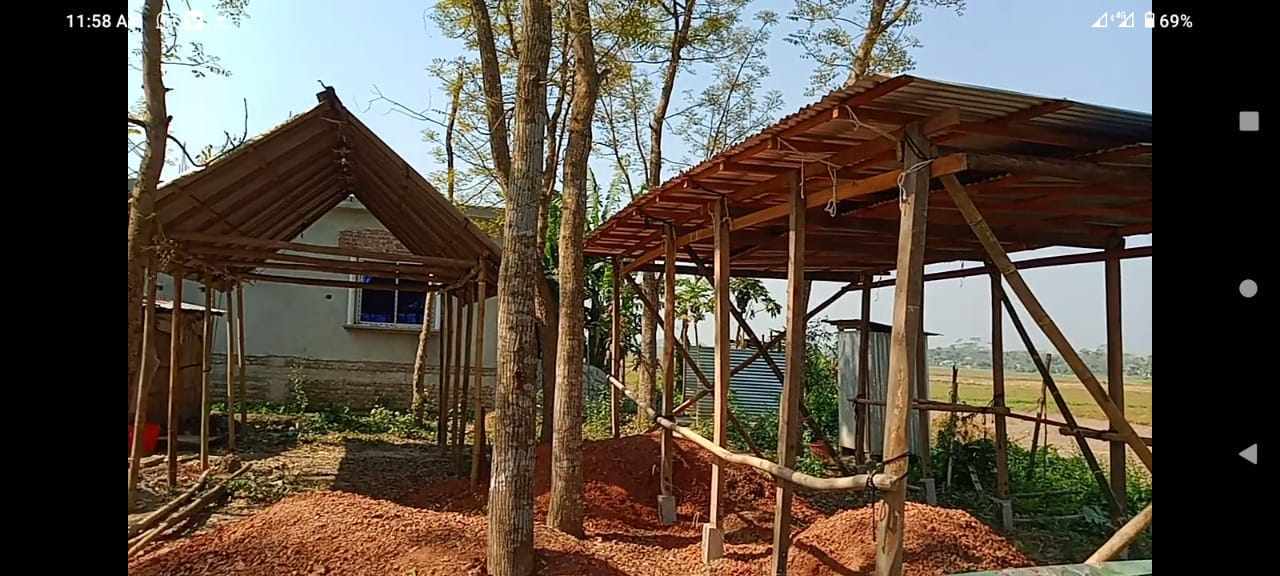 নড়িয়ায় জমিজমা সংক্রান্ত জের ধরে ভাঙচুর ও লুটপাটের অভিযোগ