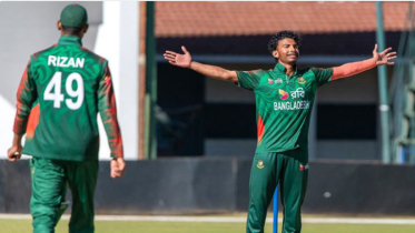 জিম্বাবুয়েকে উড়িয়ে ফাইনালে বাংলাদেশ