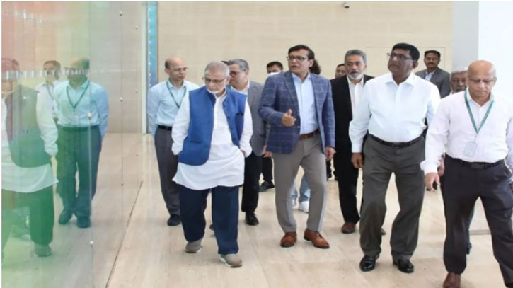 বেক্সিমকো ও এসকেএফ পরিদর্শনে প্রধান উপদেষ্টার দুই সহকারী বেক্সিমকো ও এসকেএফ পরিদর্শনে প্রধান উপদেষ্টার দুই সহকারী