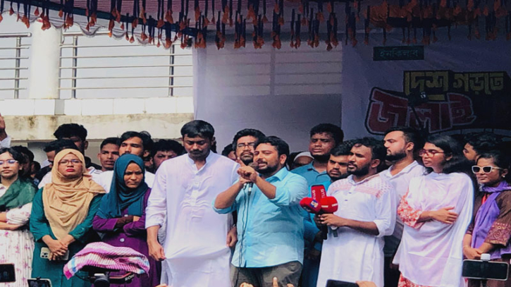 দ্রুত রোহিঙ্গা সমস্যা সমাধানের উদ্যোগ গ্রহণ করতে হবে: কক্সবাজারে নাহিদ