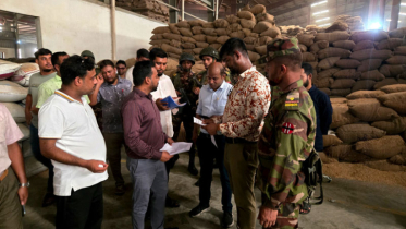 নওগাঁয় অবৈধ ধান চাল মজুদের অভিযোগ, এসিআইসহ ৬টি রাইস মিলকে জরিমানা