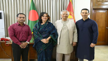 তাজউদ্দীন আহমদের সন্তানদের সঙ্গে প্রধান উপদেষ্টার সৌজন্য বৈঠক