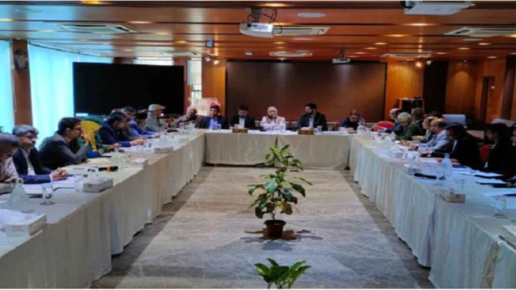 মোমেন্টাম ধরে রাখতে বাজারে দরকার আস্থা ও স্থিতিশীলতা মোমেন্টাম ধরে রাখতে বাজারে দরকার আস্থা ও স্থিতিশীলতা