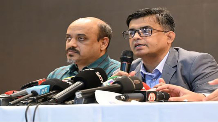 ডিসেম্বরের মধ্যে নির্বাচনের প্রস্তুতির নির্দেশ প্রধান উপদেষ্টার ডিসেম্বরের মধ্যে নির্বাচনের প্রস্তুতির নির্দেশ প্রধান উপদেষ্টার