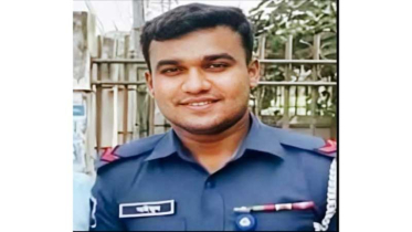 হাতিয়াতে ট্রলার ডুবির দুই দিন পর মিলল পুলিশ সদস্যের মরদেহ