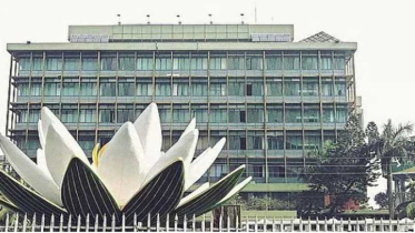 খেলাপি ঋণ ৪ লাখ ২০ হাজার কোটি টাকা ছাড়াল