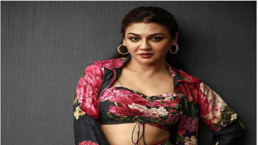 “দুই বাংলার শিল্পীদের একসঙ্গে কাজ করা দরকার”—জয়া