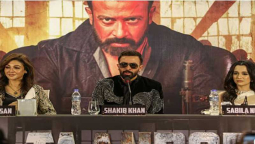 ঈদে মুক্তি ‘তাণ্ডব’, শাকিবকে নিয়ে জয়ার মন্তব্য: “লক্ষ্মী ছেলে”