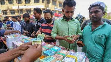 ঈদ সামনে রেখে নতুন টাকার বাজারে আগুন, বান্ডেলপ্রতি বাড়তি ১ হাজার