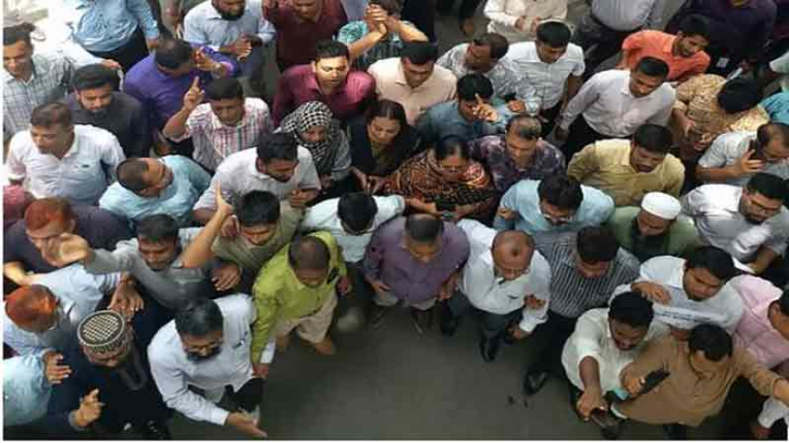 অধ্যাদেশ বাতিলে সচিবালয়ে নতুন কর্মসূচি অধ্যাদেশ বাতিলে সচিবালয়ে নতুন কর্মসূচি