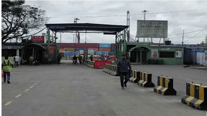 চট্টগ্রাম কাস্টমসে শাটডাউন, রপ্তানি আটকে ৩,৫০০ কনটেইনার চট্টগ্রাম কাস্টমসে শাটডাউন, রপ্তানি আটকে ৩,৫০০ কনটেইনার