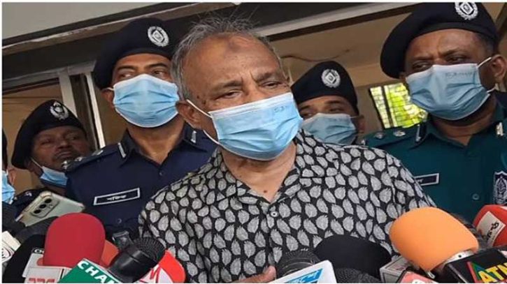 তারেকের দেশে ফিরতে বাধা নেই: স্বরাষ্ট্র উপদেষ্টা তারেকের দেশে ফিরতে বাধা নেই: স্বরাষ্ট্র উপদেষ্টা