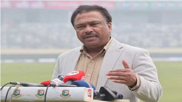 সরকারের চাপে নত হচ্ছেন না ফারুক আহমেদ, পদত্যাগে অনড় সিদ্ধান্ত