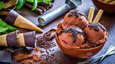 প্রতিদিন আইসক্রিম খাওয়া: উপকার না ক্ষতি?