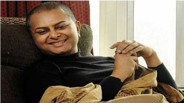 “প্রসেনজিতের নতুন জন্ম দিলেন ঋতুপর্ণ”