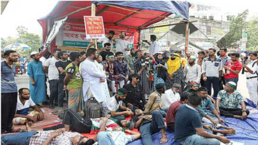 তিন দফা দাবি পূরণ না হলে শাহবাগ ছাড়বেন না আহত আন্দোলনকারীরা
