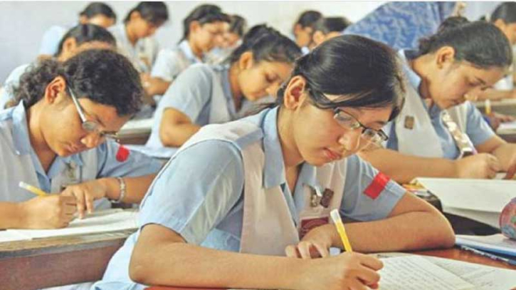 “এসএসসিতে নম্বর কাঠামোয় বড় রদবদল, নতুন নিয়মে পরীক্ষা ২০২৬ থেকে” “এসএসসিতে নম্বর কাঠামোয় বড় রদবদল, নতুন নিয়মে পরীক্ষা ২০২৬ থেকে”