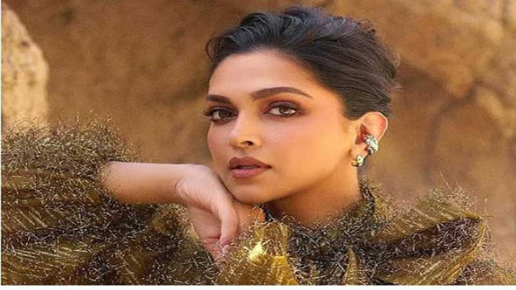 ২০ কোটিতে দীপিকার পর্দায় রাজকীয় প্রত্যাবর্তন ২০ কোটিতে দীপিকার পর্দায় রাজকীয় প্রত্যাবর্তন