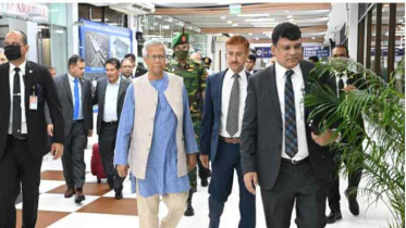 নিউইয়র্ক থেকে ঢাকার পথে প্রধান উপদেষ্টা