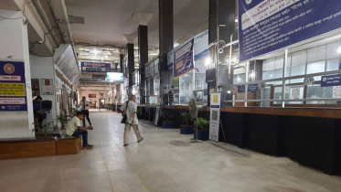 ঈদের আমেজে খুলেছে ব্যাংক