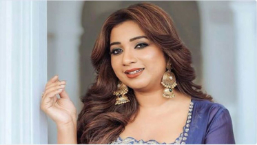 প্রতি গান রেকর্ড করতে কত পারিশ্রমিক নেন শ্রেয়া ঘোষাল?